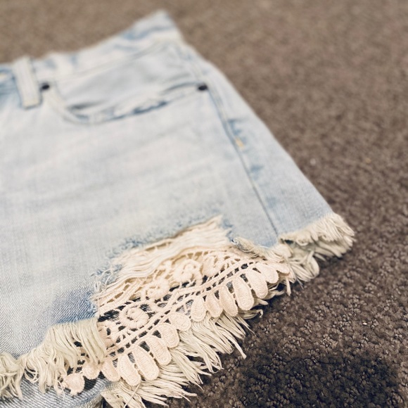 Free people mid rise jean shorts - Picture 7 of 9